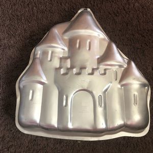 Used Castle Cake Pan